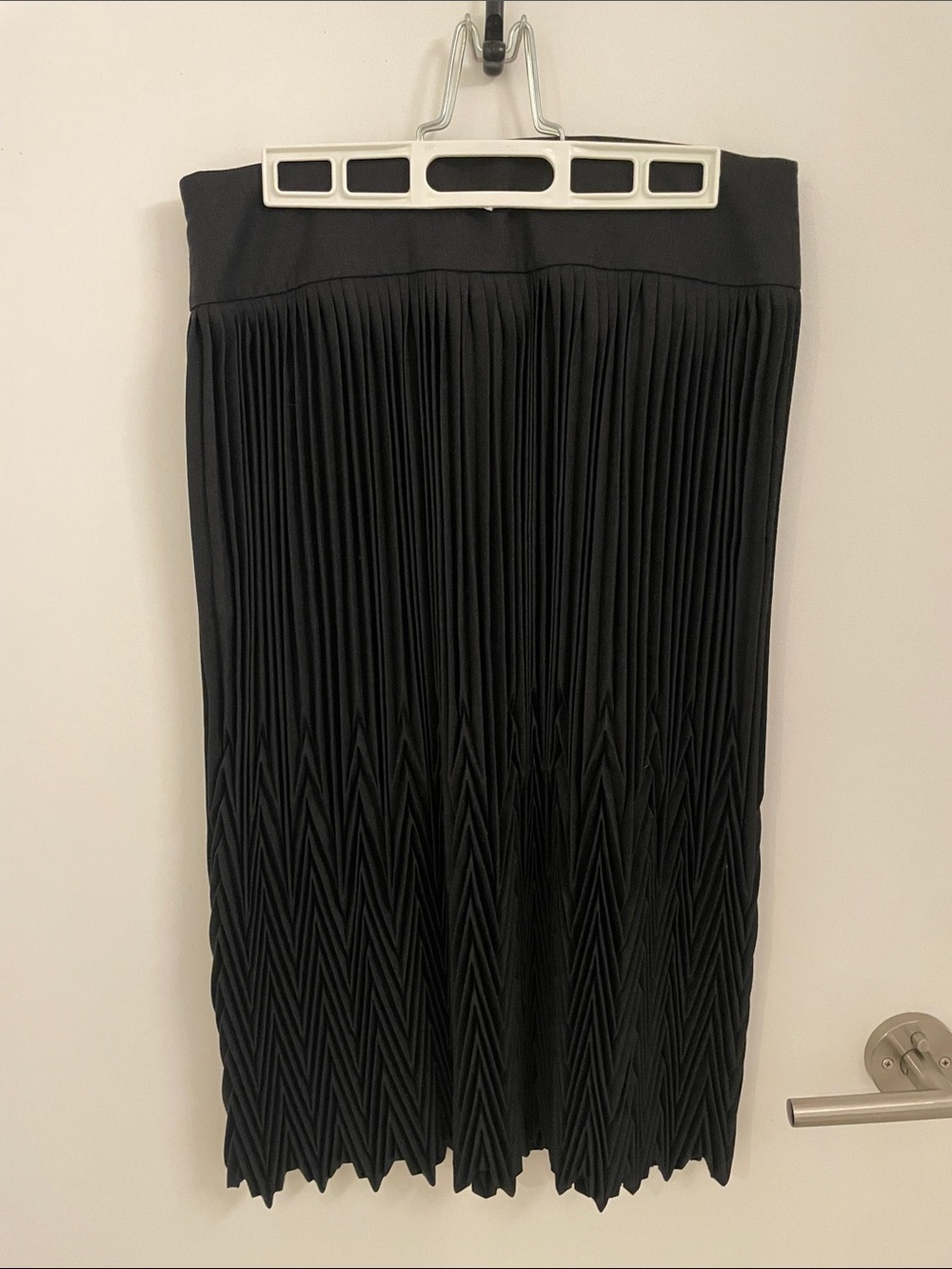 Dkny Charcol Gray Pleated Midi Skirt